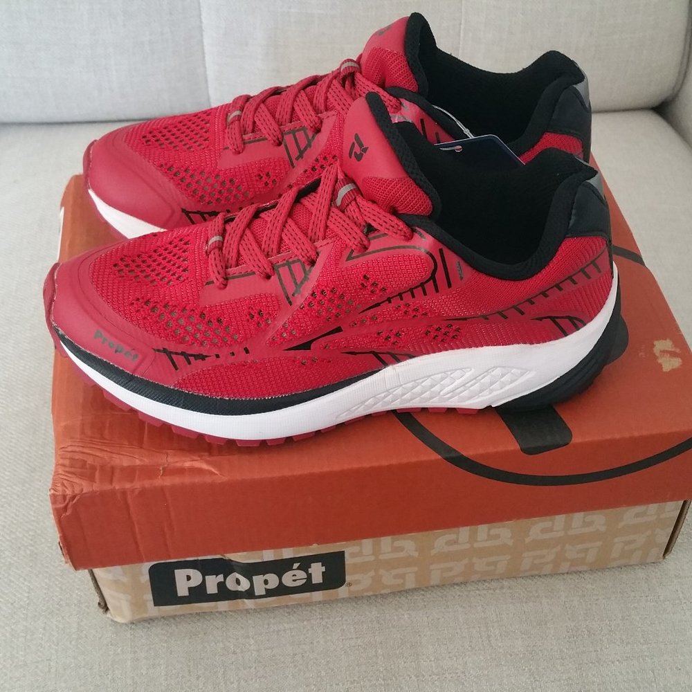 New Propet One LT Womens Running Shoes US 5.5 Red WA022M
